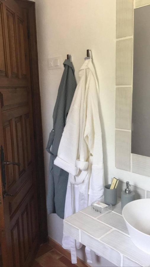4 Persoons Bungalow Met Gemeenschappelijk Zwembad Teulada Exteriér fotografie