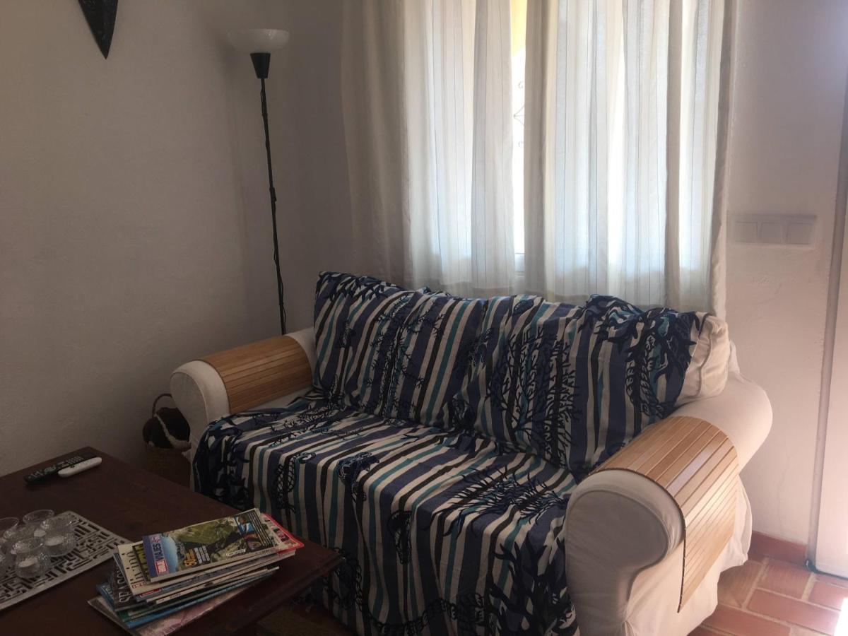4 Persoons Bungalow Met Gemeenschappelijk Zwembad Teulada Exteriér fotografie